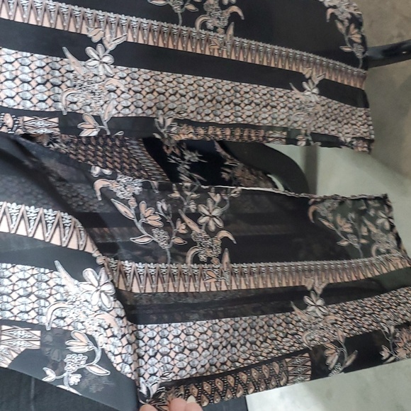 Floral sleeveless maxi dress - Picture 4 of 7